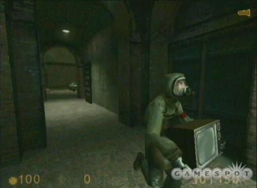 :      '  !' -    Half-Life 2,   2001 